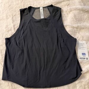 Lululemon sculpt cropped tank size 10 in black NWT